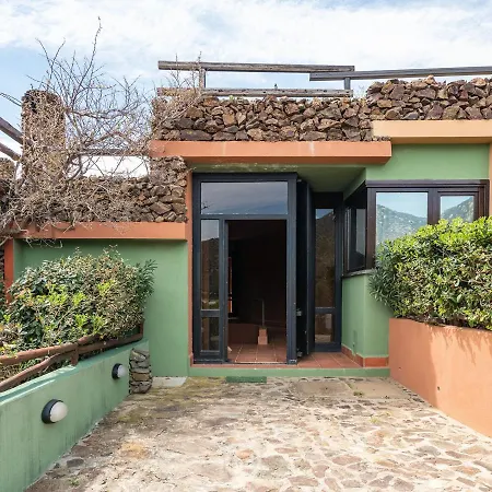 Holiday home Waterside Oasis House Villasimius